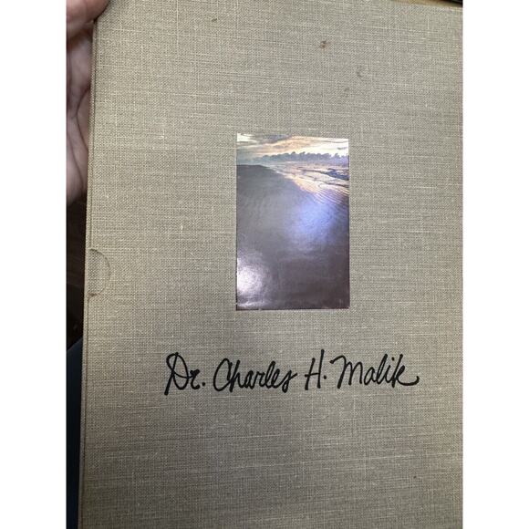 Survival in a time and age Of Revolution Dr. Charles Malik 1972 Coca-cola - Picture 7 of 7